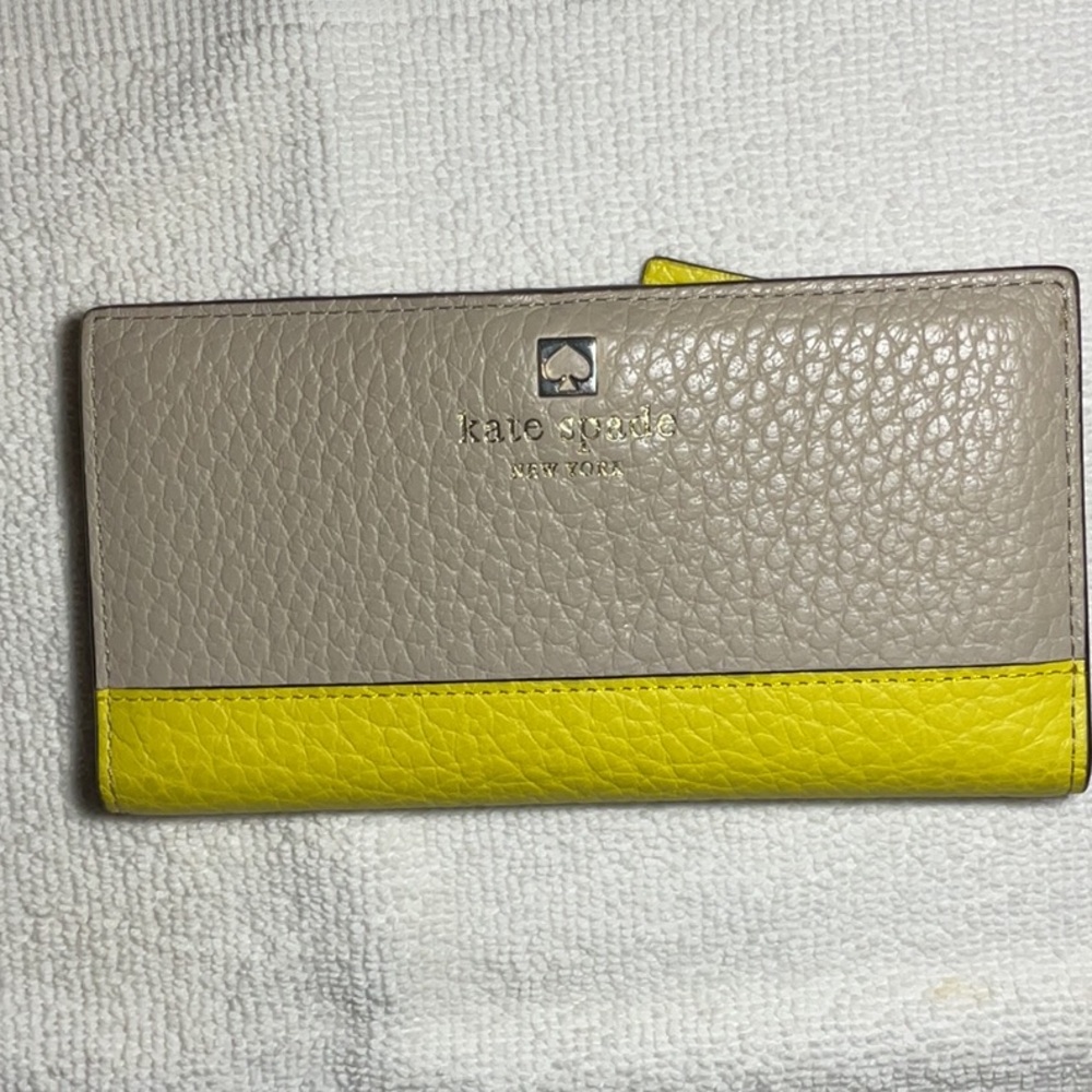 Kate Spade Southport Avenue Leather Continental Wallet